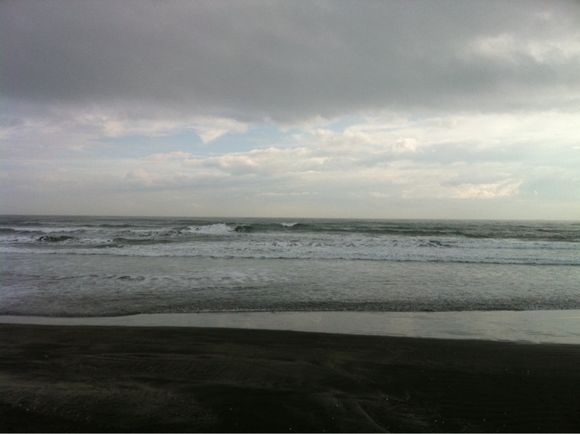 今日も海水浴場左側！