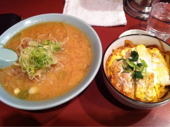 チキントマトカレーと北風、そして味噌ラーメン